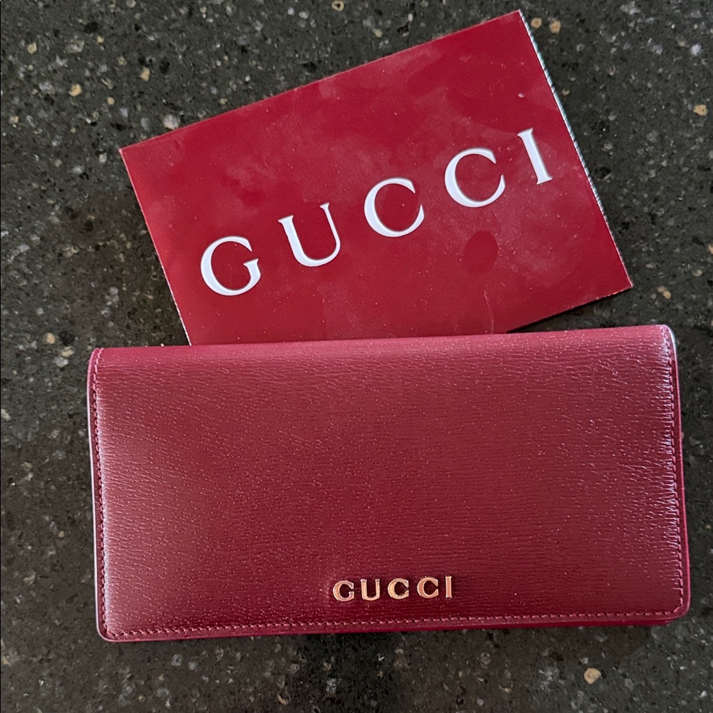 Gucci Burgundy Leather Card Holder
